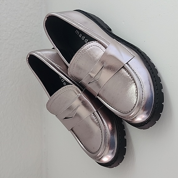 Madden Girl Silver Metallic Penny Loafers size 11 - Picture 1 of 6